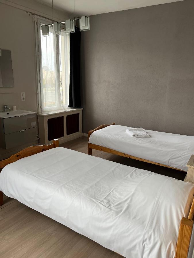 Hotel Aux Bons Amis Reims Esterno foto